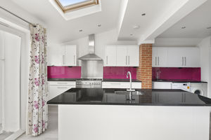 Photo 15- click for photo gallery